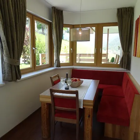 Aparthotel Ideal 4*