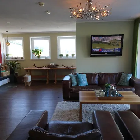 アパートホテル Ideal レルモース